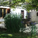 Casa de Férias 2 Bis 4 P By Interhome Funtana