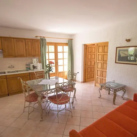 2 Bis 4 P By Interhome Vakantiehuis